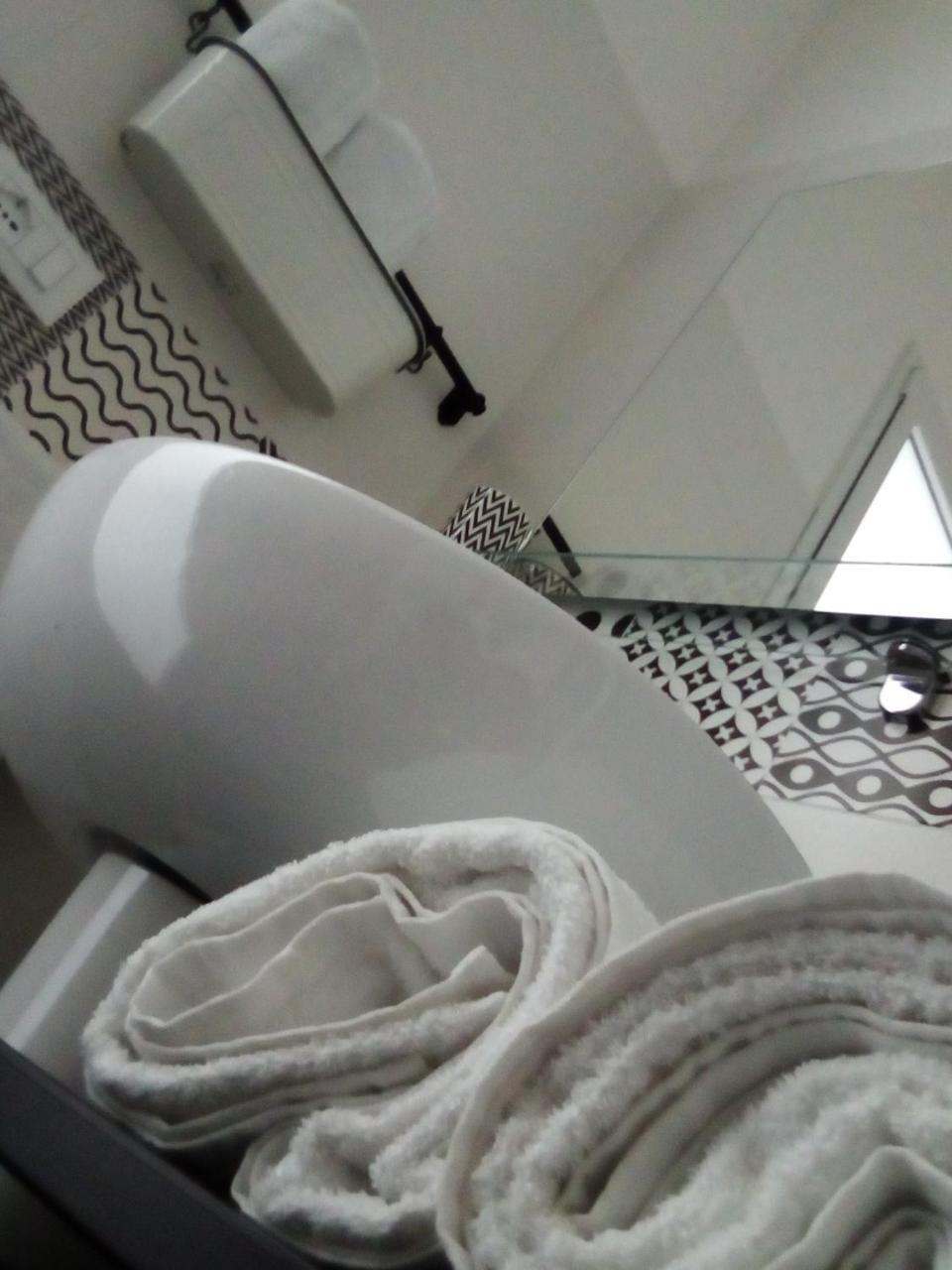 산베네데토델트론토 Officina Urban Sleep B&B 외부 사진